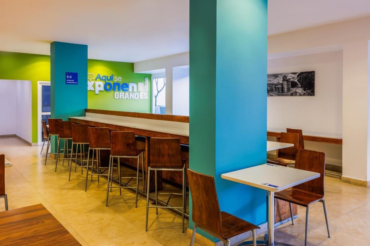 One Centro 3*